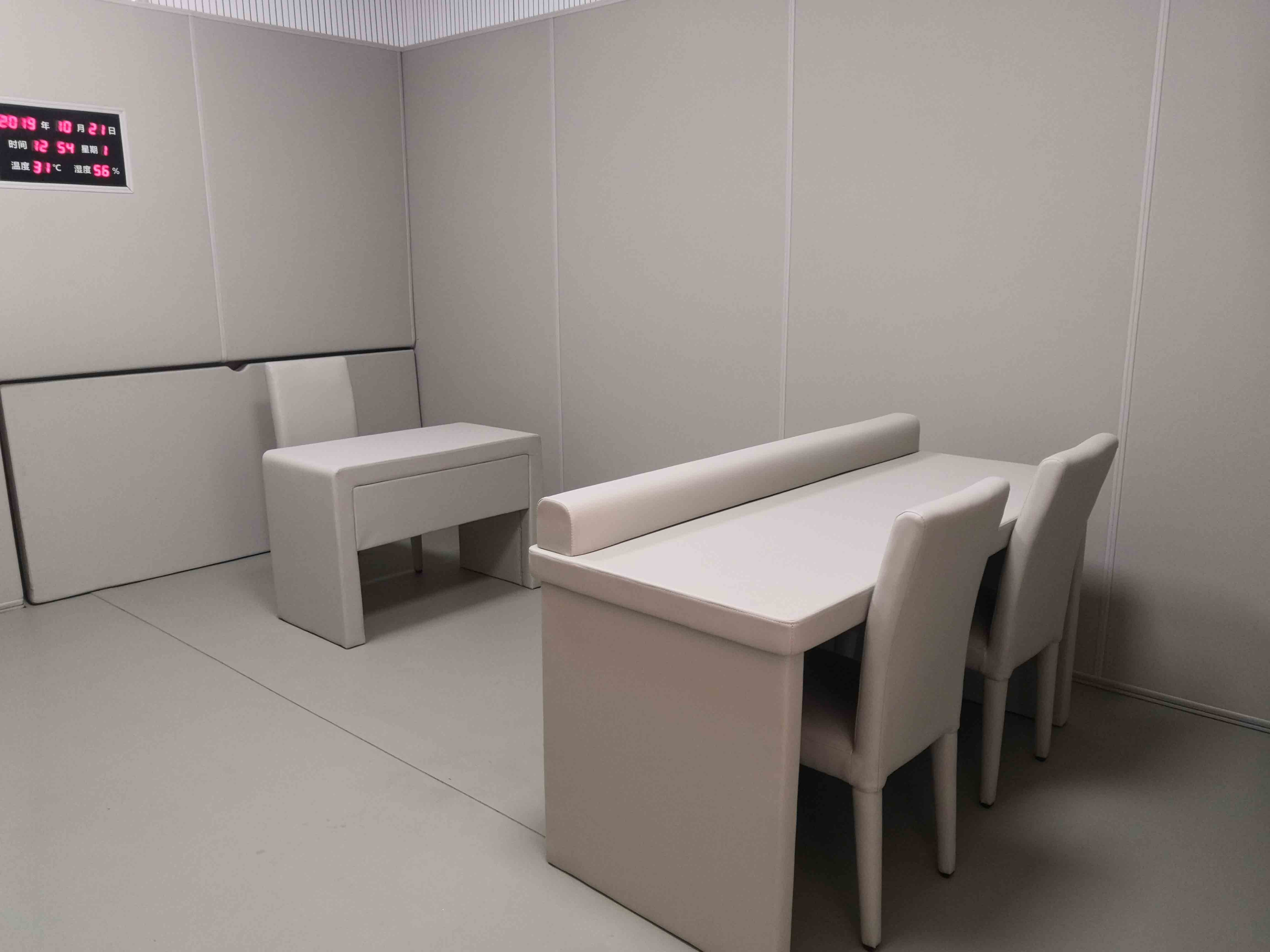 公安局、紀檢委、審訊室、等防撞桌椅直銷廠家